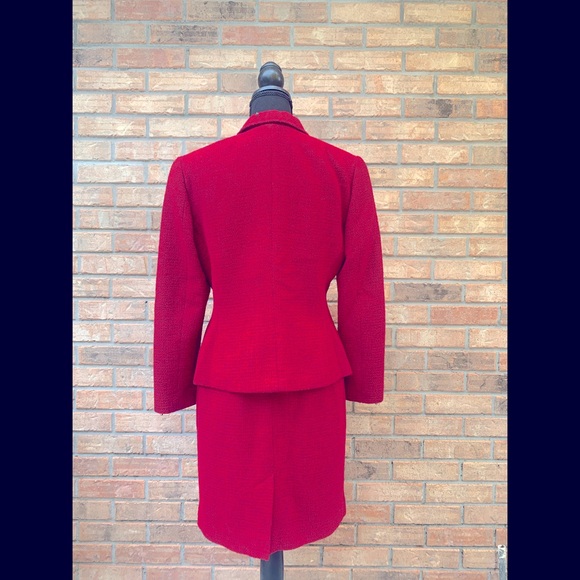Liz Claiborne Dark Red Wool Two-piece Skirt Suit, Petite 6 - Picture 3 of 8